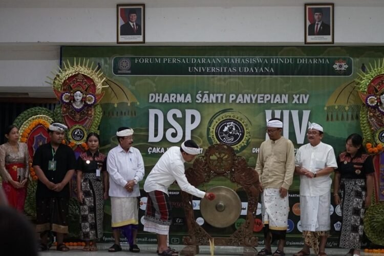 Pembukaan Dharma Santi Penyepian FPMHD Unud dengan tema 'Dharma Kala Cipta'